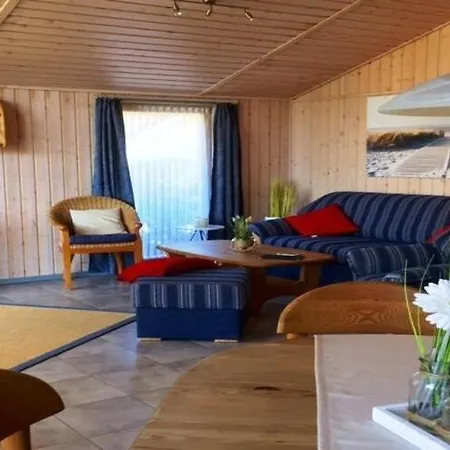 Mueritz In Rechlin-nord بيت للعطل